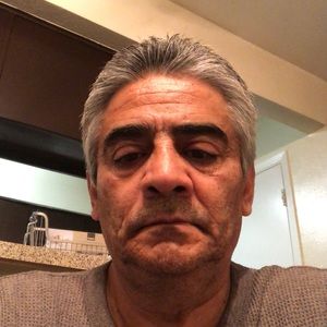 Meet your Posher, Rene